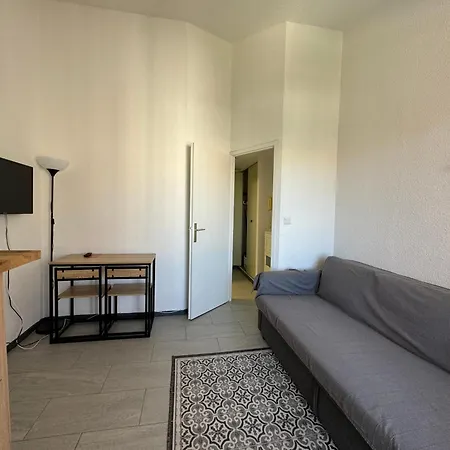 2 Couchages Vue Port Piscine Le Cap D'agde Appartement